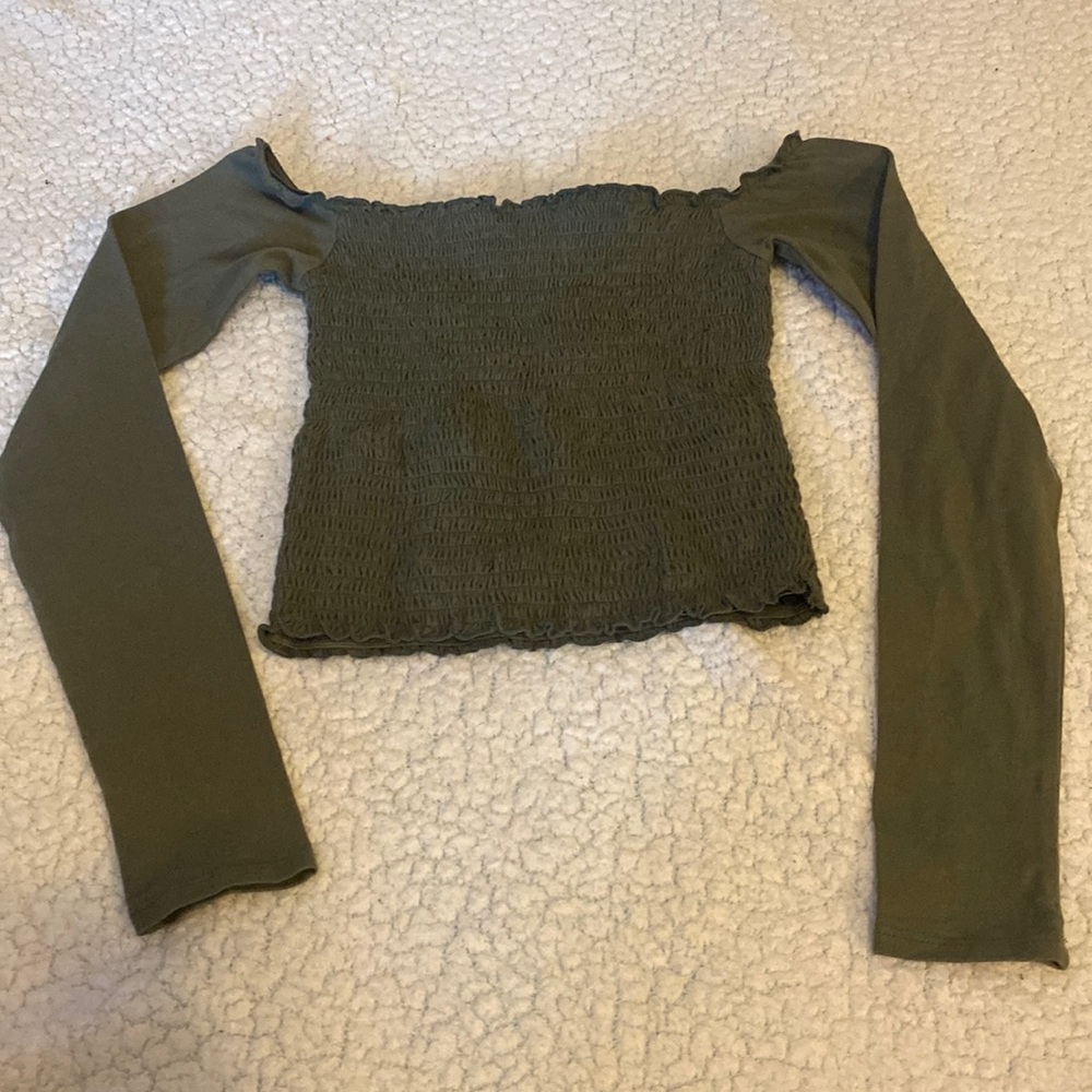 Hollister, army green, long-sleeved, top